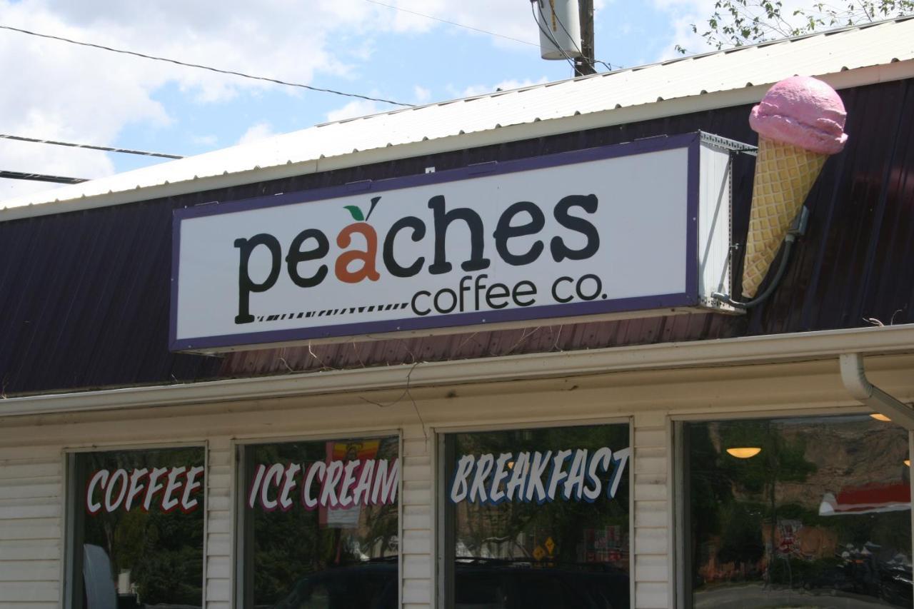 Dreamcatcher Bed And Breakfast Palisade Exterior photo